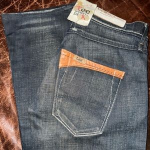 Lee vintage jeans size W24 x L31 leather trim new with tags women’s. Curved leg